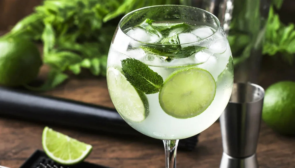 Receita de Mojito: Como Preparar Esse Drink Cubano Clássico